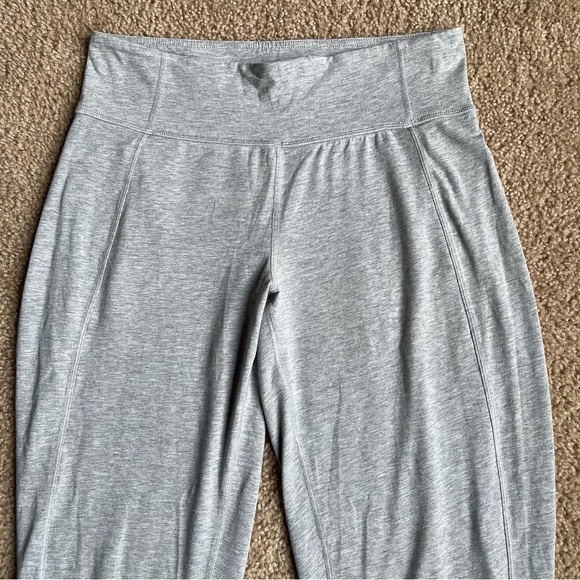 RARE Lululemon Superb Pant Sz 6 In Heathered Medium Grey - Picture 5 of 8